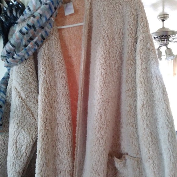 Fuzzy Jacket - Picture 2 of 2